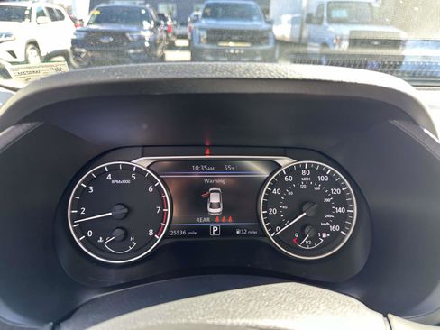 Used 2024 Nissan Sentra SV image 26