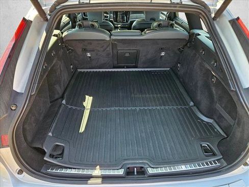 Used 2021 Volvo V90 T6 Inscription image 6