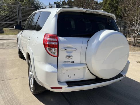 Used 2012 Toyota RAV4 Limited w/ Premium Plus Value Pkg image 10