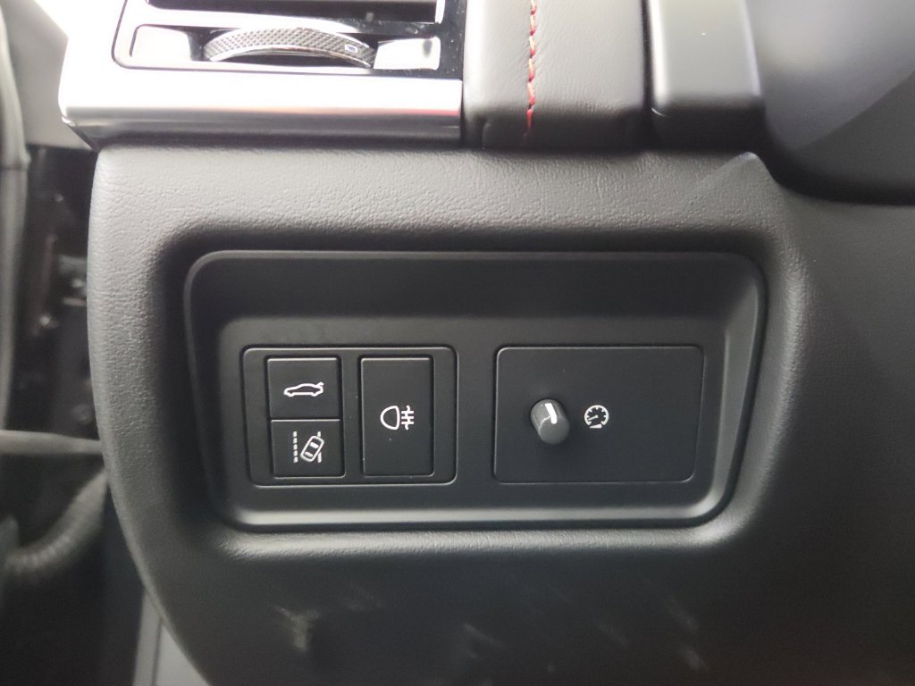 Used 2022 Jaguar F-TYPE R-Dynamic AWD/4WD image 23