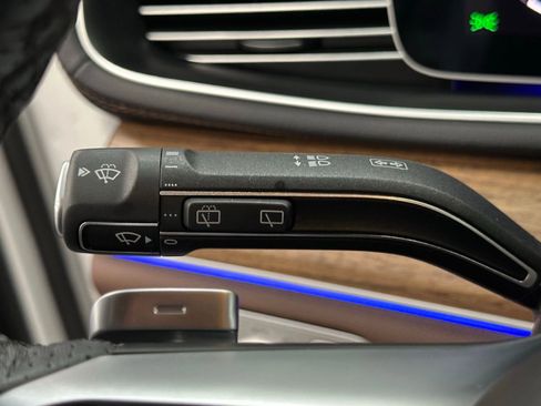 Certified 2025 Mercedes-Benz GLS 450 4MATIC image 26