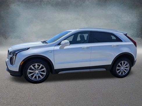Used 2023 Cadillac XT4 Premium Luxury w/ Cold Weather Package FWD image 2