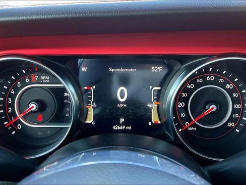 Used 2022 Jeep Gladiator Rubicon w/ LED Lighting Group AWD/4WD image 22