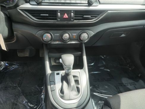 Used 2020 Kia Forte LXS image 20