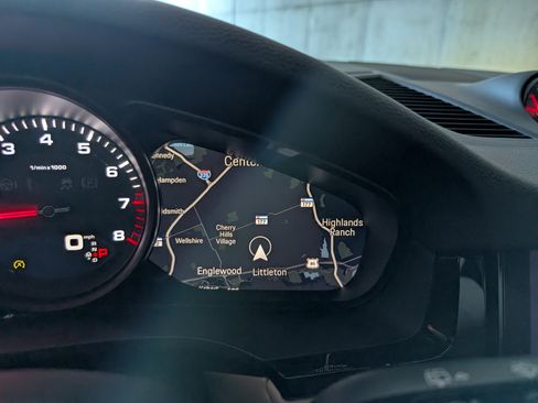 Used 2023 Porsche Cayenne image 36