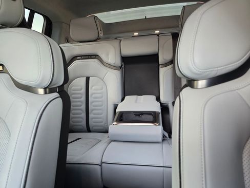 Used 2023 Rivian R1S Adventure image 35