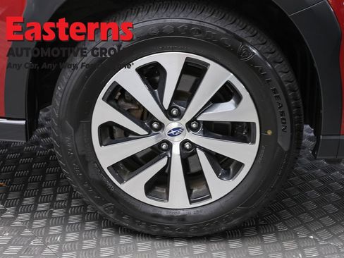Used 2023 Subaru Outback Premium AWD/4WD image 31