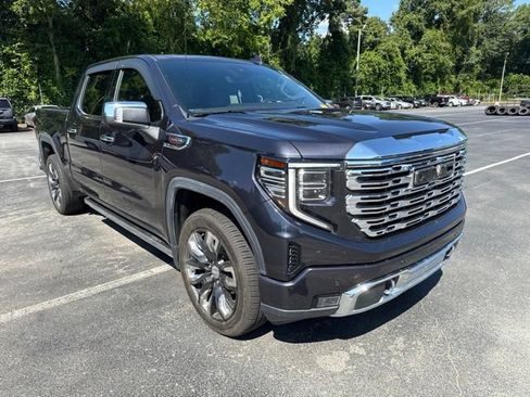 Used 2023 GMC Sierra 1500 Denali w/ Denali Reserve Package AWD/4WD image 7