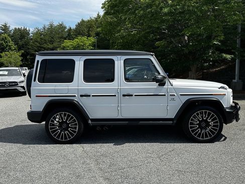 Certified 2026 Mercedes-Benz G 63 AMG 4MATIC image 9