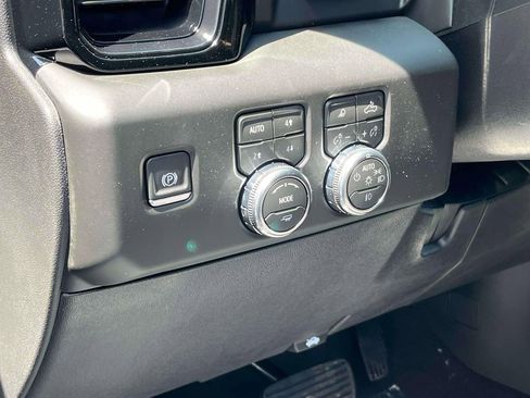 New 2026 GMC Sierra 2500 AT4 w/ Technology Package AWD/4WD image 24