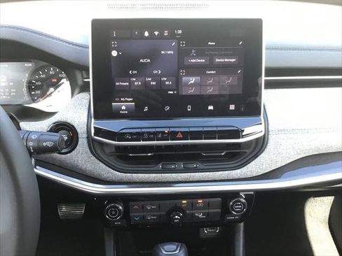 Certified 2024 Jeep Compass Latitude image 14