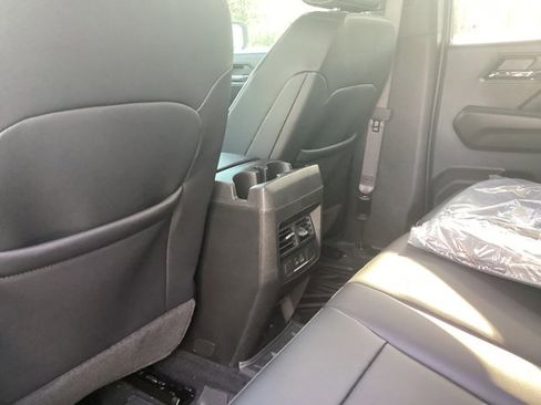 New 2026 Chevrolet Colorado LT w/ LT Convenience Package image 16