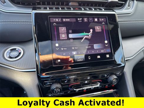 New 2025 Jeep Grand Cherokee Laredo image 16