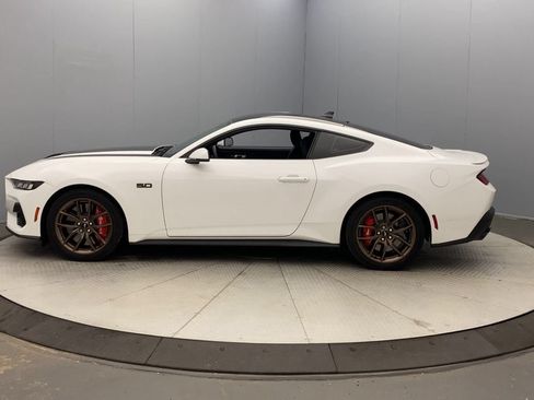 Used 2024 Ford Mustang GT Premium RWD image 2