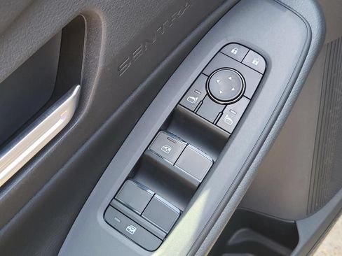 New 2027 Nissan Sentra SV w/ Floor Mat Package FWD image 16