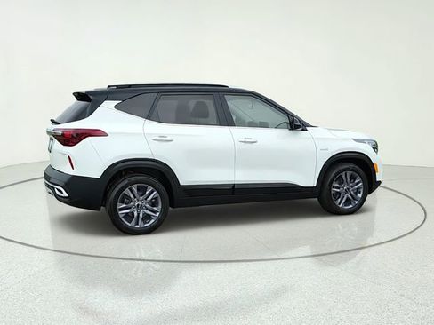 Certified 2022 Kia Seltos S AWD/4WD image 6