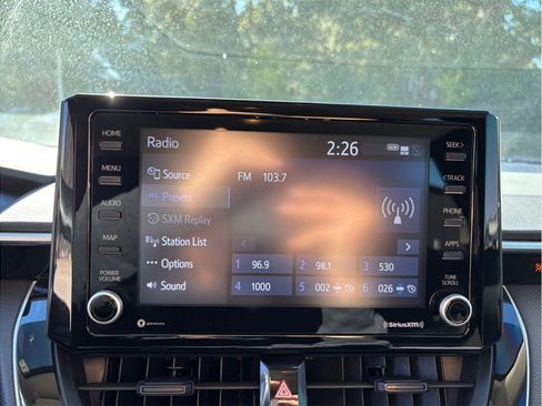 Used 2022 Toyota Corolla LE image 22