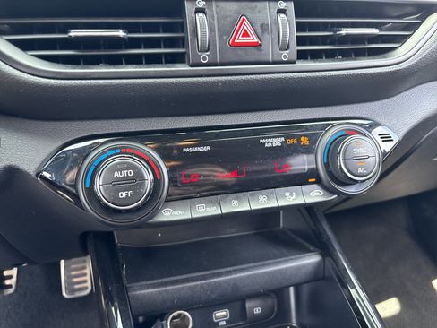 Certified 2024 Kia Forte GT-Line FWD image 23