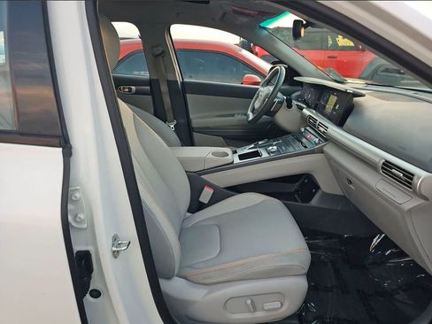 Used 2019 Hyundai Nexo Limited image 13