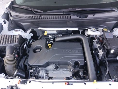Used 2024 Chevrolet Equinox LT AWD/4WD image 14