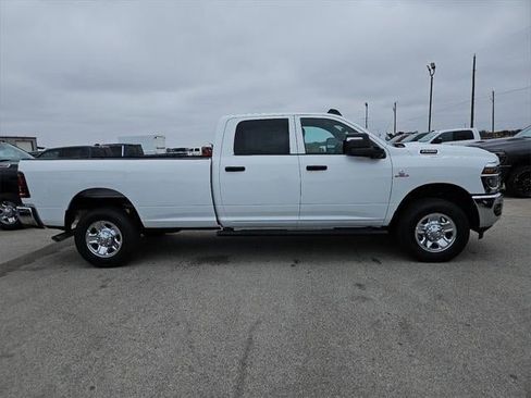 New 2026 RAM 2500 Tradesman image 38