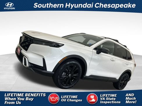 Used 2025 Honda CR-V Sport Touring image 1