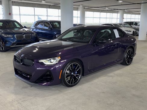 Used 2025 BMW M240i Coupe RWD image 4