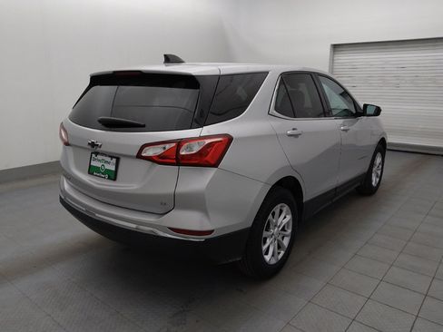 Used 2020 Chevrolet Equinox LT w/ Driver Convenience Package image 9