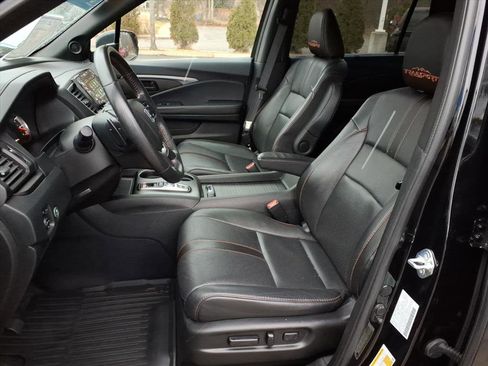 Certified 2022 Honda Pilot TrailSport image 4