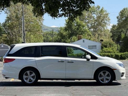 Used 2019 Honda Odyssey EX-L image 4