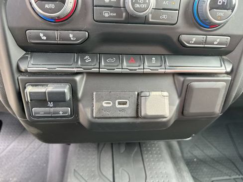 Used 2022 Chevrolet Silverado 2500 LT w/ Convenience Package AWD/4WD image 35