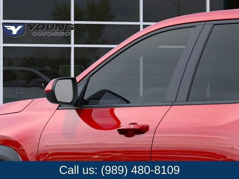 New 2026 Chevrolet Equinox LT w/ Convenience Package II FWD image 12
