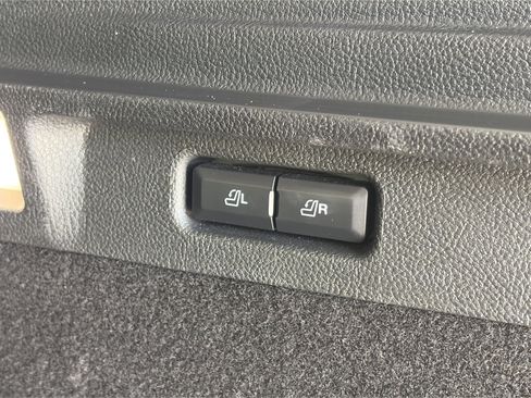 Used 2023 Lincoln Corsair Reserve w/ Equipment Group 202A image 16