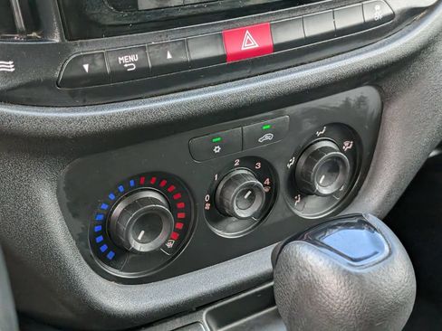 Used 2021 RAM ProMaster City Tradesman FWD image 39