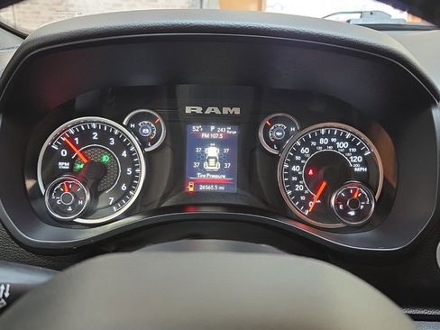 Used 2024 RAM 1500 Big Horn image 21