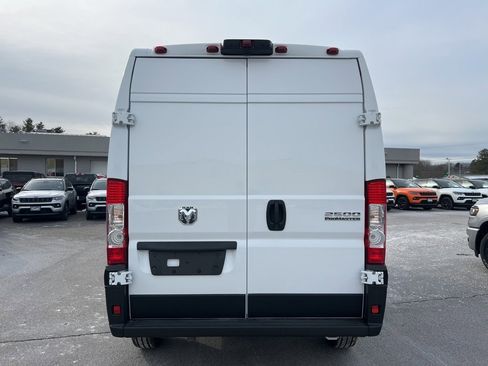 New 2026 RAM ProMaster 2500 image 7