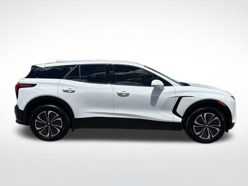 Used 2024 Chevrolet Blazer EV LT AWD/4WD image 7