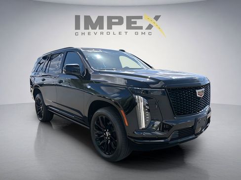 Used 2025 Cadillac Escalade Sport w/ Touring Package AWD/4WD image 7