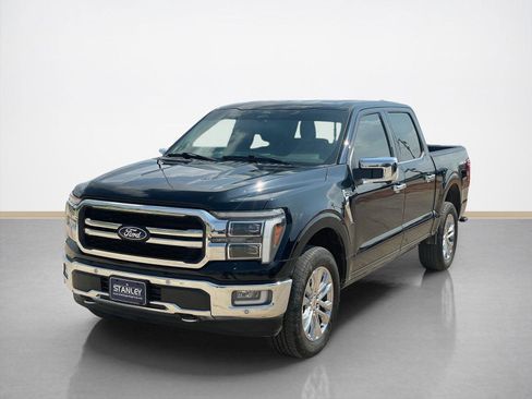 Used 2024 Ford F150 Lariat AWD/4WD image 3