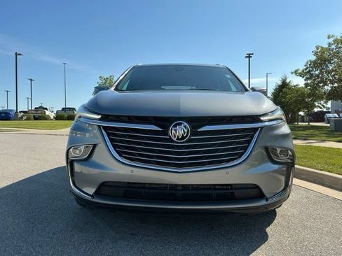 Used 2023 Buick Enclave Essence w/ Experience Buick Package AWD/4WD image 8
