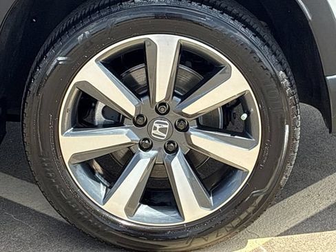 Used 2024 Honda Pilot Touring image 30