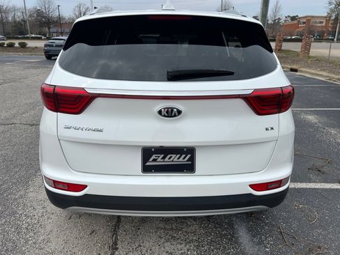 Used 2018 Kia Sportage EX w/ EX Sport Appearance Package image 14