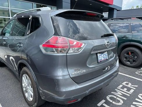 Used 2016 Nissan Rogue SV w/ SV Premium Package FWD image 11