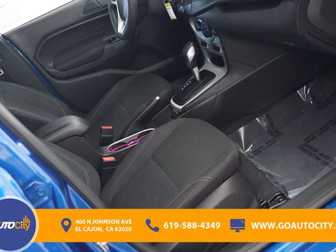 Used 2018 Ford Fiesta SE image 8