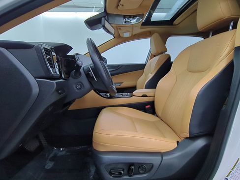 Used 2024 Lexus NX 350 AWD image 5