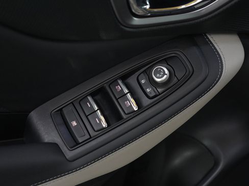 Used 2024 Subaru Forester Limited image 19