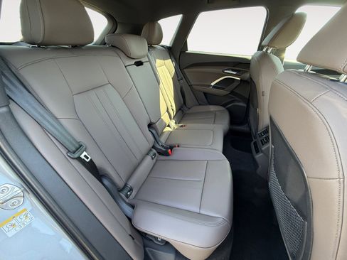 New 2025 Audi Q5 Premium image 18