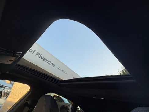 Certified 2023 BMW i4 eDrive35 image 24