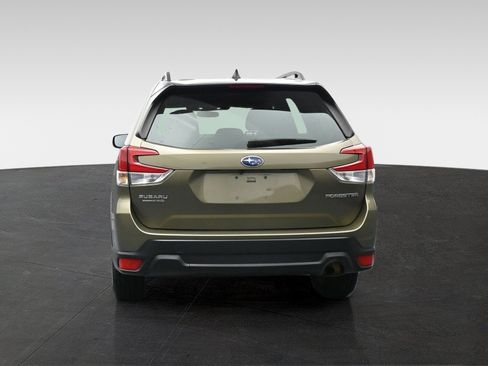 Used 2024 Subaru Forester Premium AWD/4WD image 7
