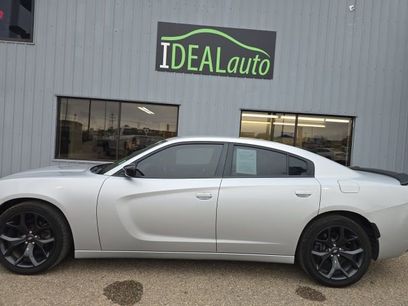 Used 2020 Dodge Charger SXT w/ Blacktop Package